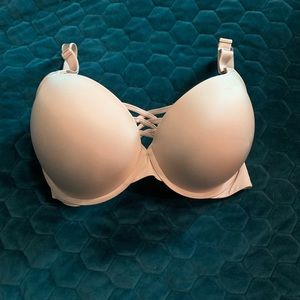 2 Torrid Boost Plunge 360 Back Smoothing